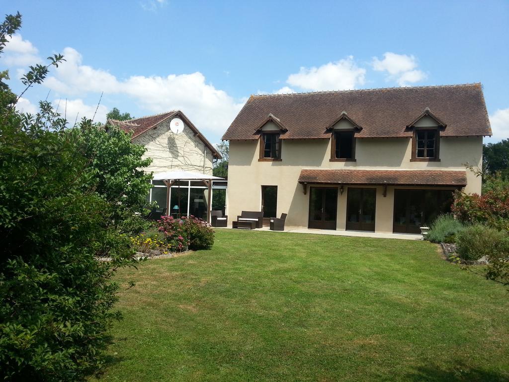 Hotel & Restaurant Le Moulin De Chameron, The Originals Relais Bannegon Kültér fotó